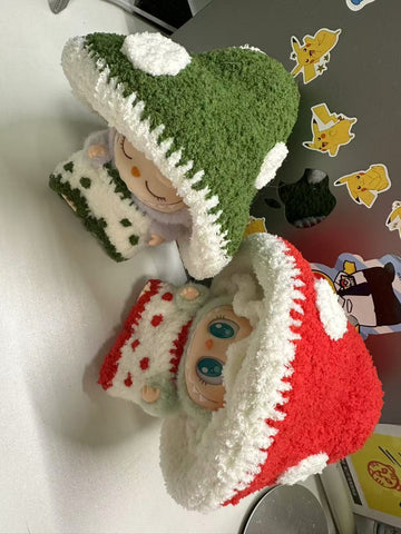 Little Labubu Picking Mushrooms: The Long-Awaited Green Mushroom Outfit is Finally Here! Come "Plant Grass" Together 🌱