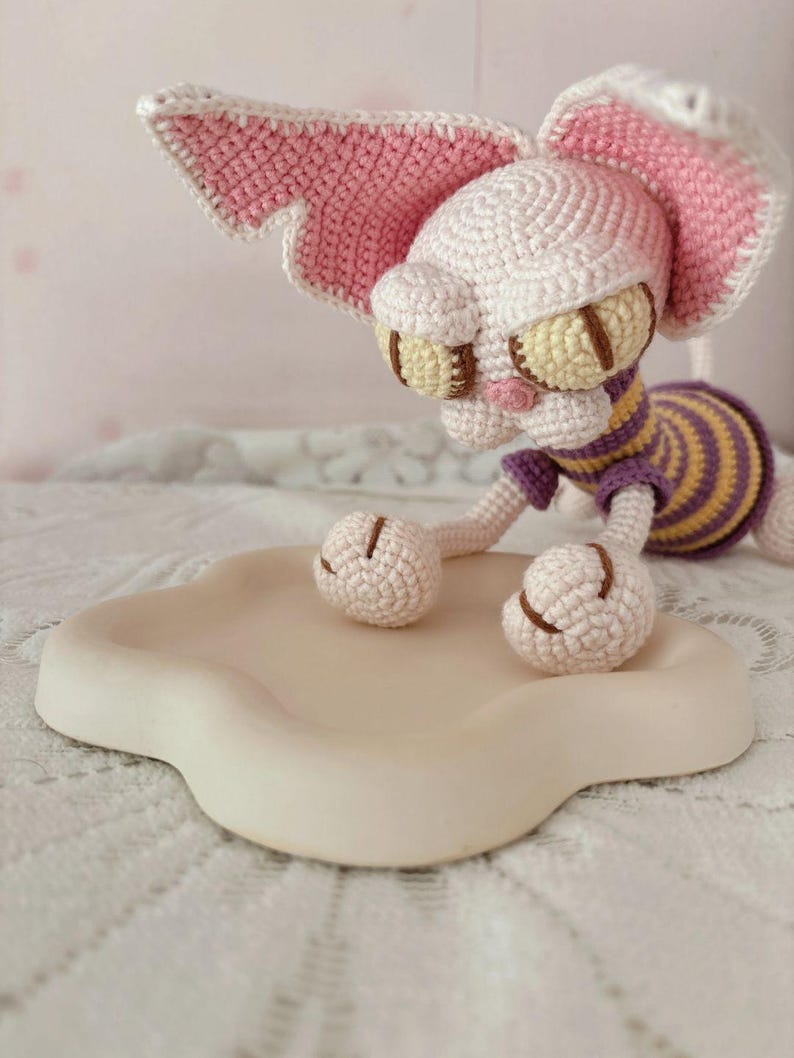 Handmade Crochet Sphynx Cat Plush | Unique Amigurumi Hairless Cat Toy | Cute Cat Doll