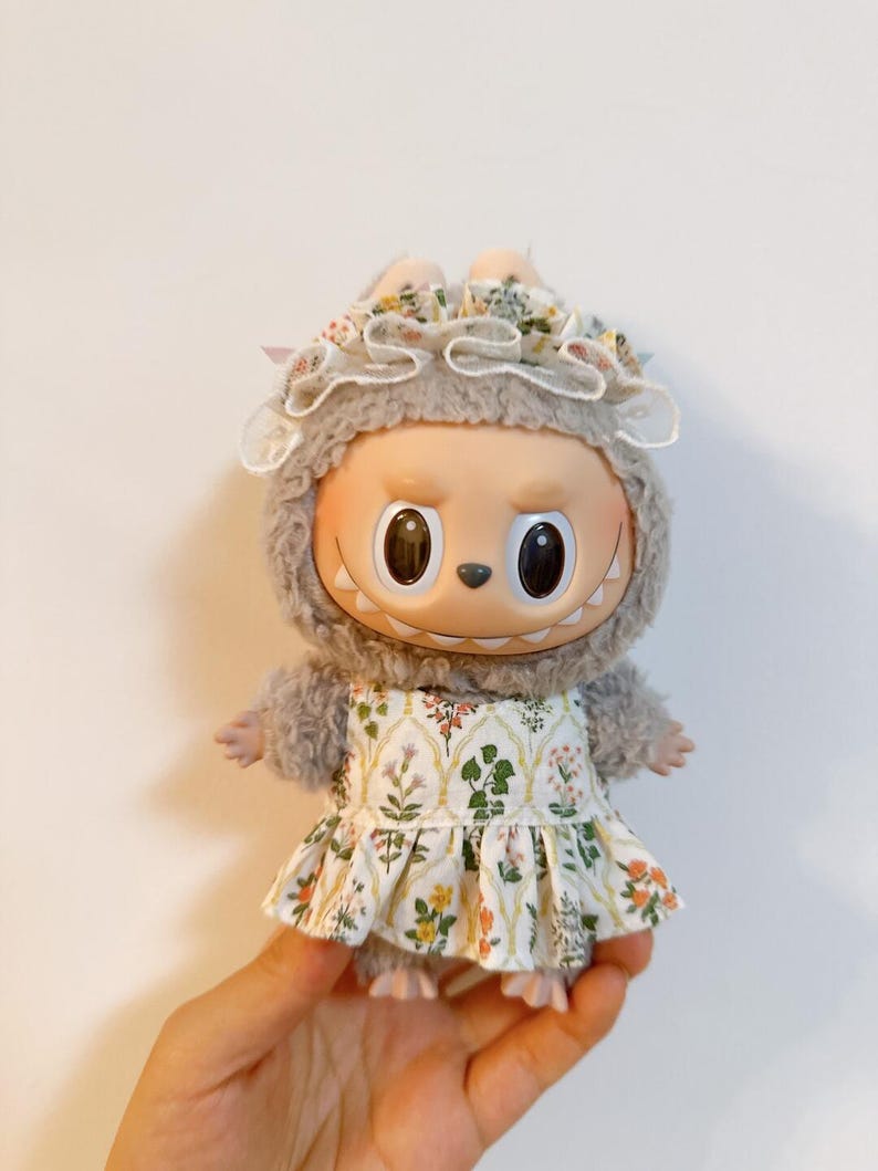 Handmade Floral Dress & Bow Crown Outfit for Labubu Doll – Spring Garden Style