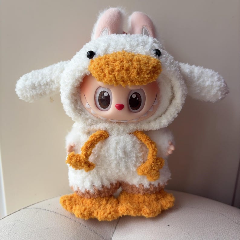 Handmade Duck Costume for Labubu Doll – Fluffy Animal Outfit | Cute Plush Doll Clothes | Unique Gift for Collectors